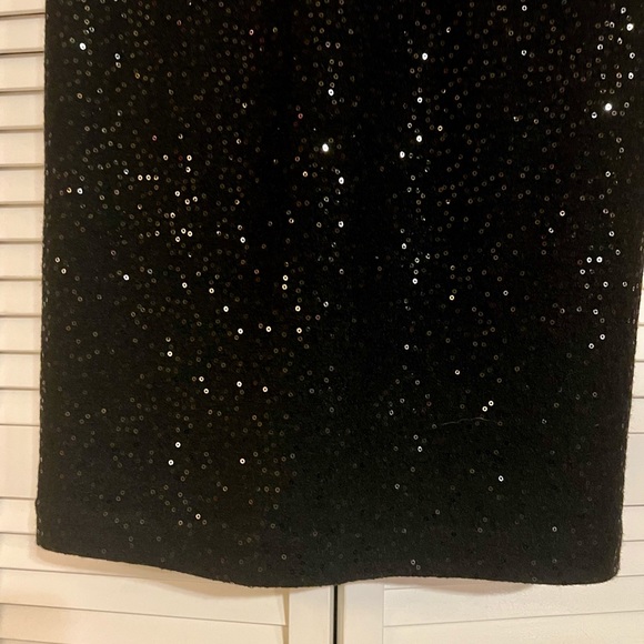 BANANA REPUBLIC SEQUIN V-NECK DRESS - Picture 5 of 8